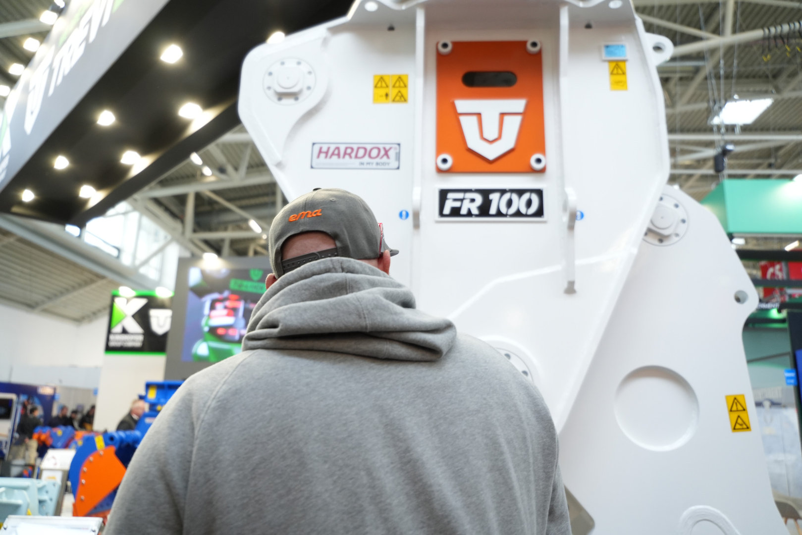 Trevi Benne SpA presenta al Bauma la nuova cesoia CS 30 Shark Shears