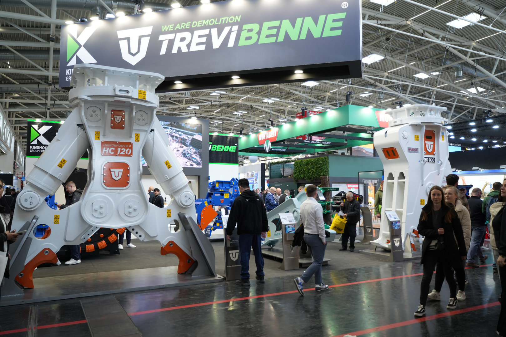 Trevi Benne SpA presenta al Bauma la nuova cesoia CS 30 Shark Shears