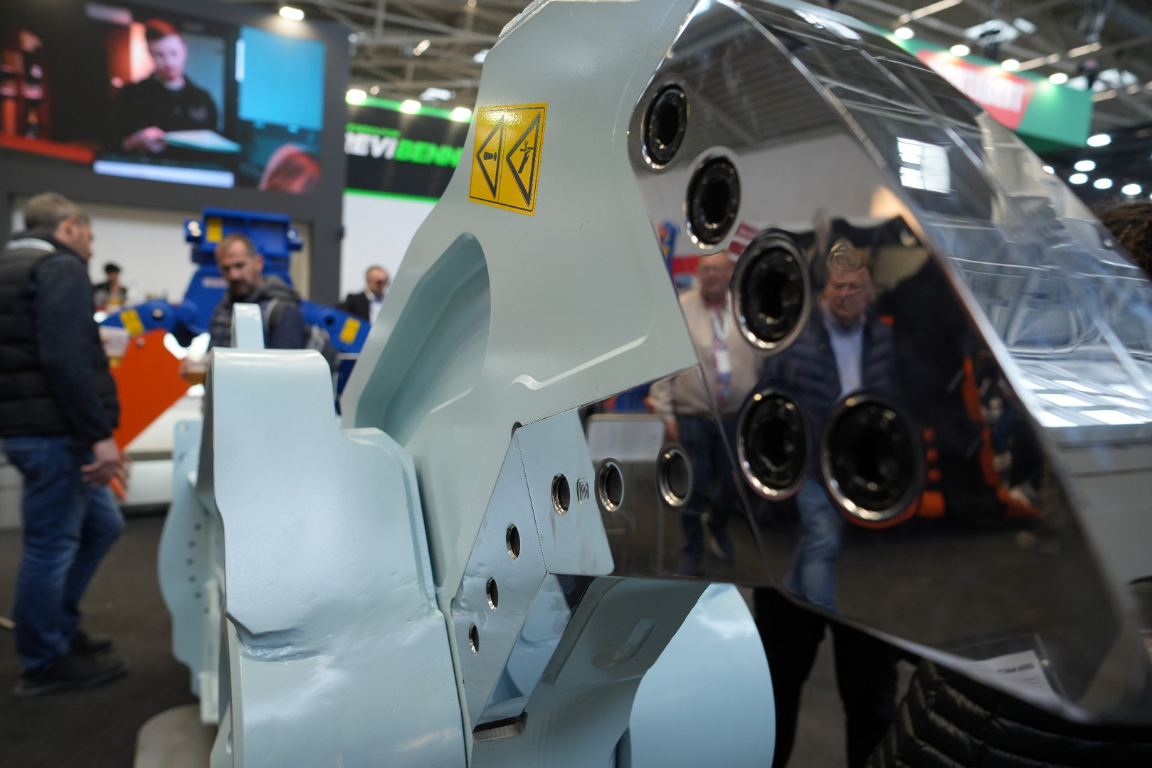 Trevi Benne SpA presenta al Bauma la nuova cesoia CS 30 Shark Shears